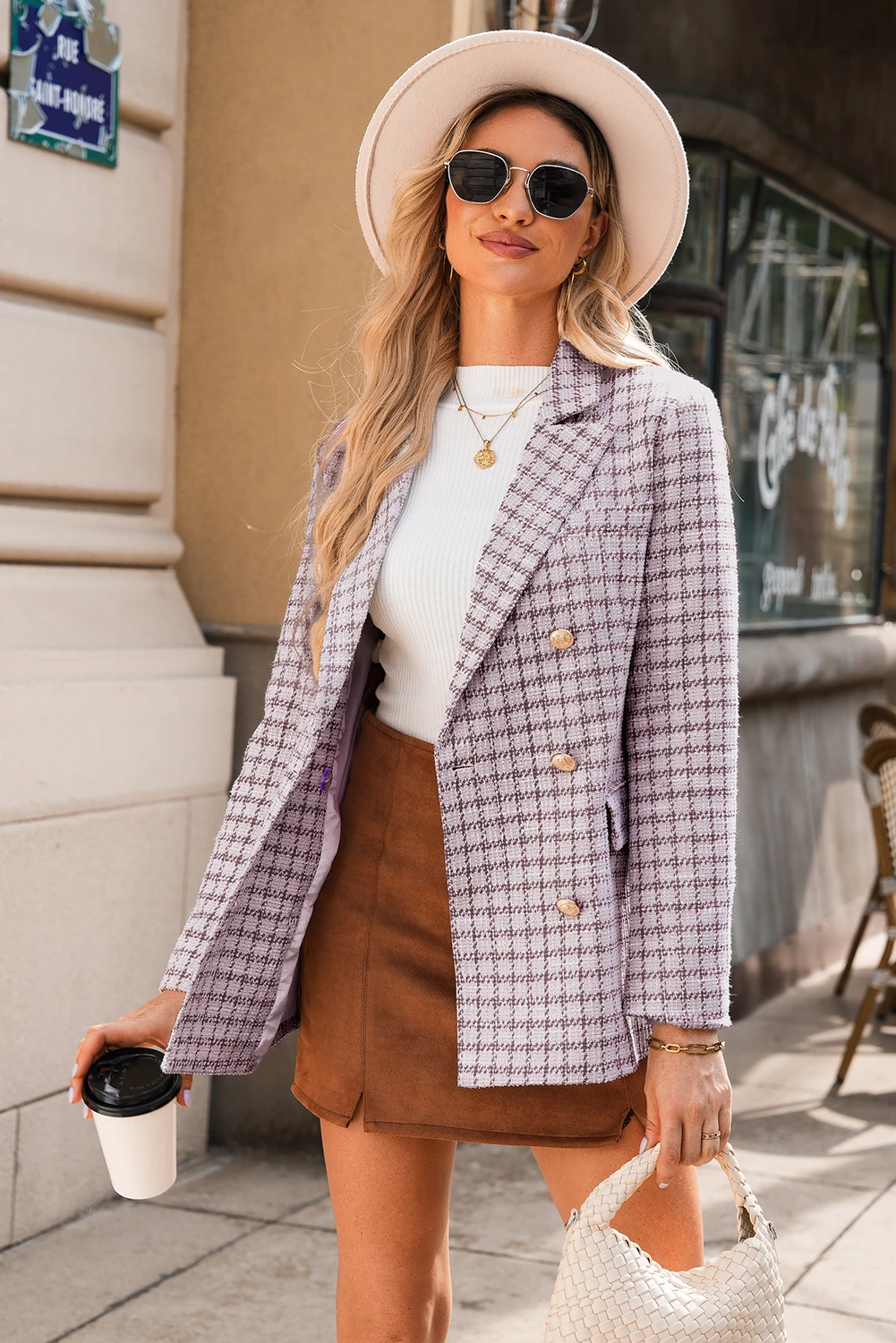 Γυναικείο Σακάκι Καρό Με Χρυσά Κουμπιά – Chic Blazer για Κάθε Περίσταση - 5620