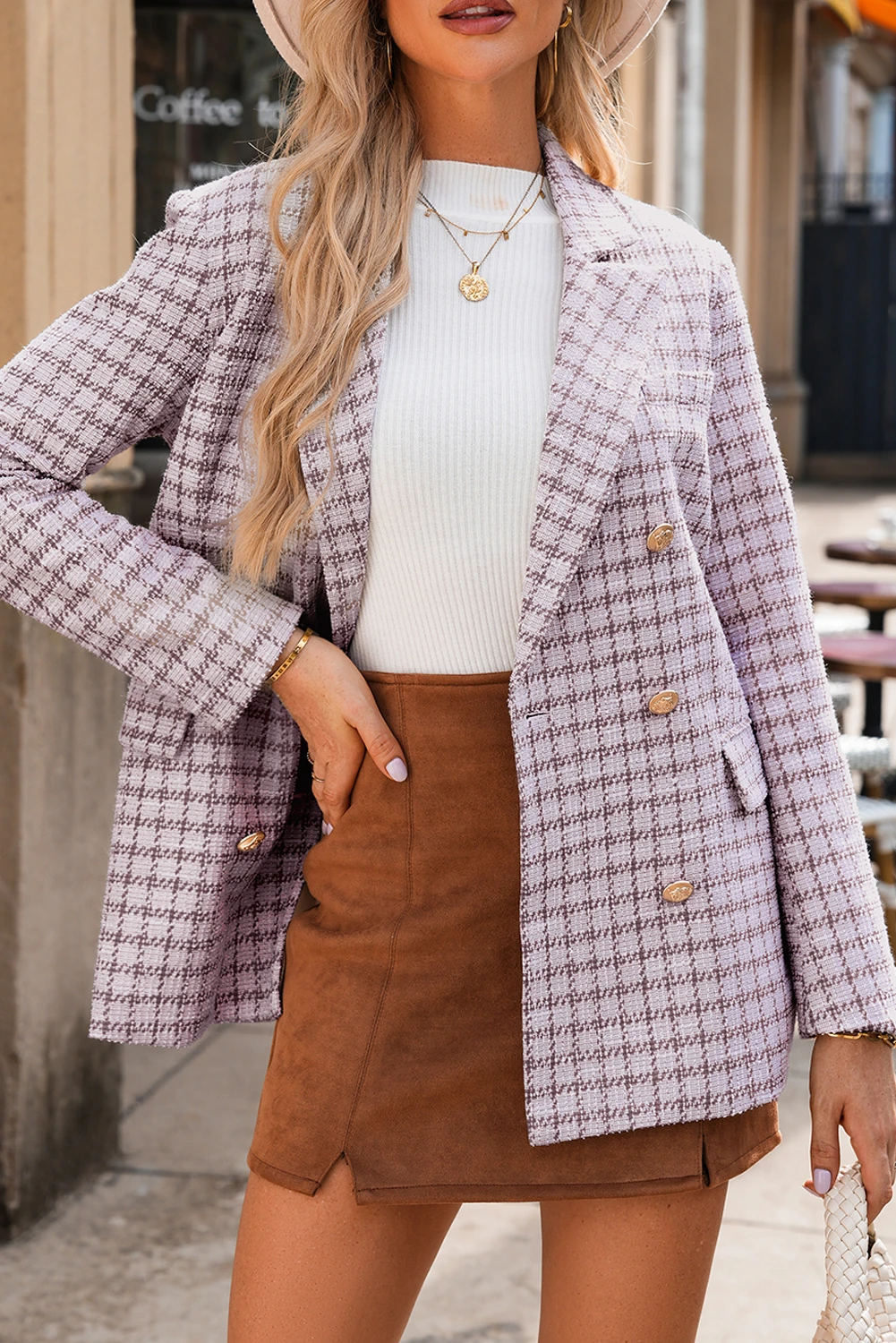 Γυναικείο Σακάκι Καρό Με Χρυσά Κουμπιά – Chic Blazer για Κάθε Περίσταση - 5620