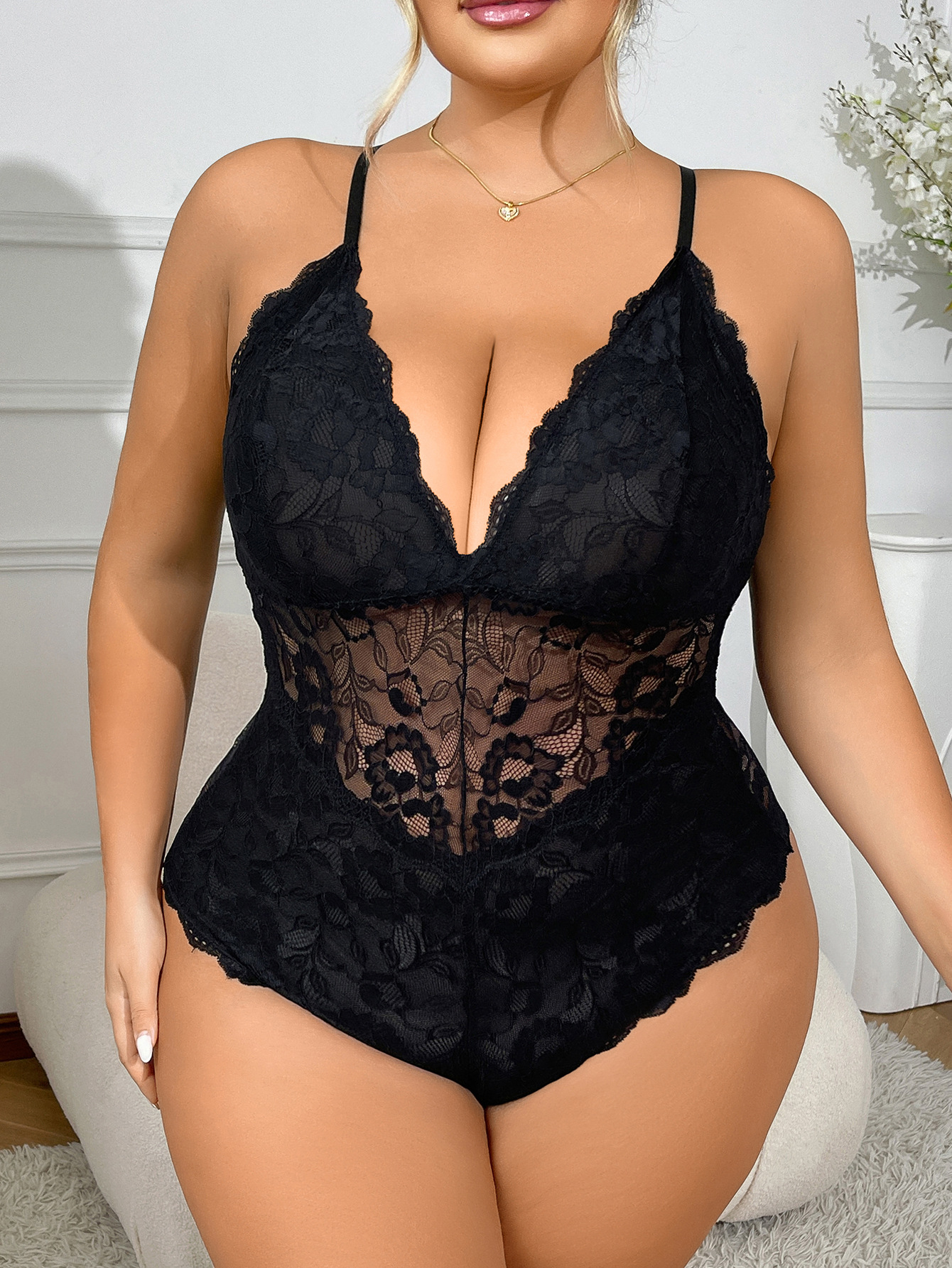 Δαντελένιο Κορμάκι Plus Size – Σέξι Lingerie Mε Λεπτομέρειες Δαντέλας- 4715