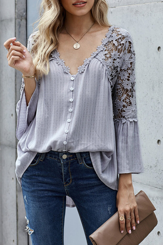 Grey So Chic Blouse Με V και Δαντέλα