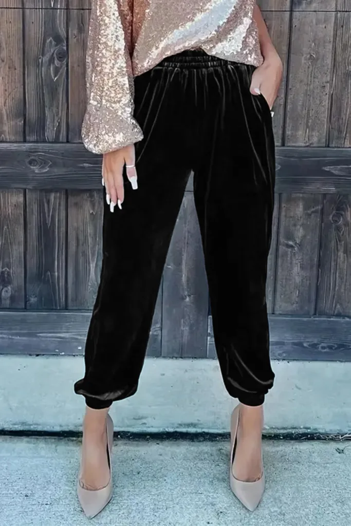 Velvet Jogger Pants In Black