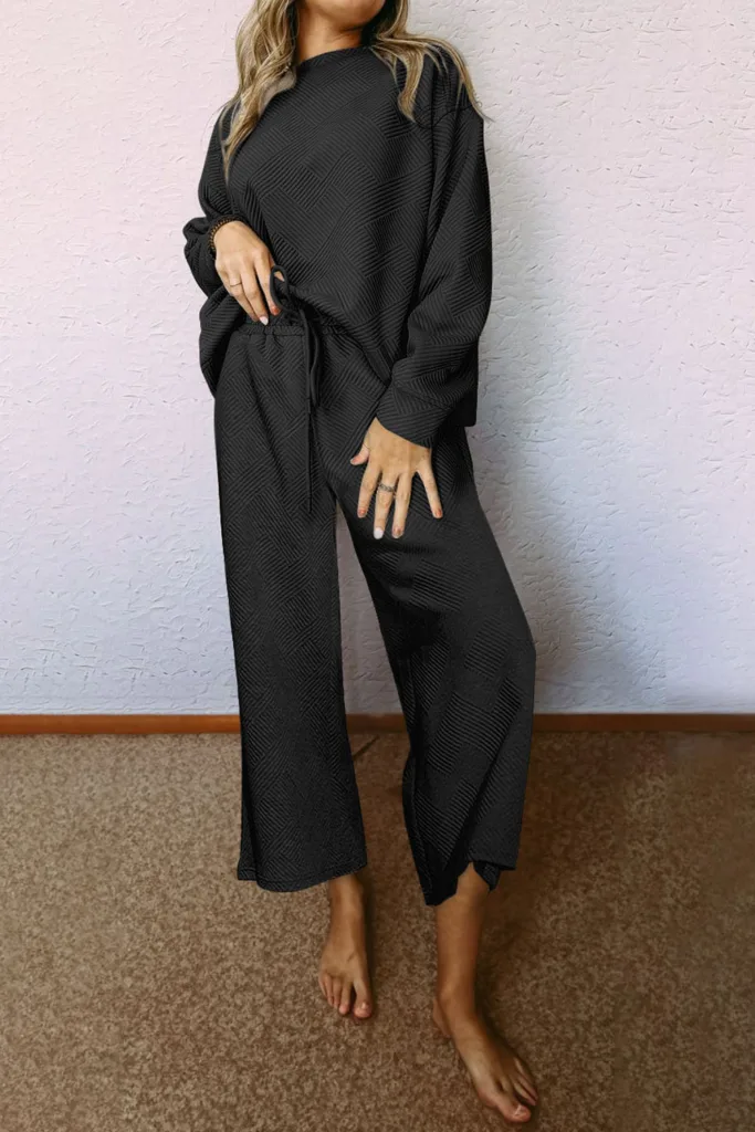 Ultra Loose Fit Outfit In Bright Black