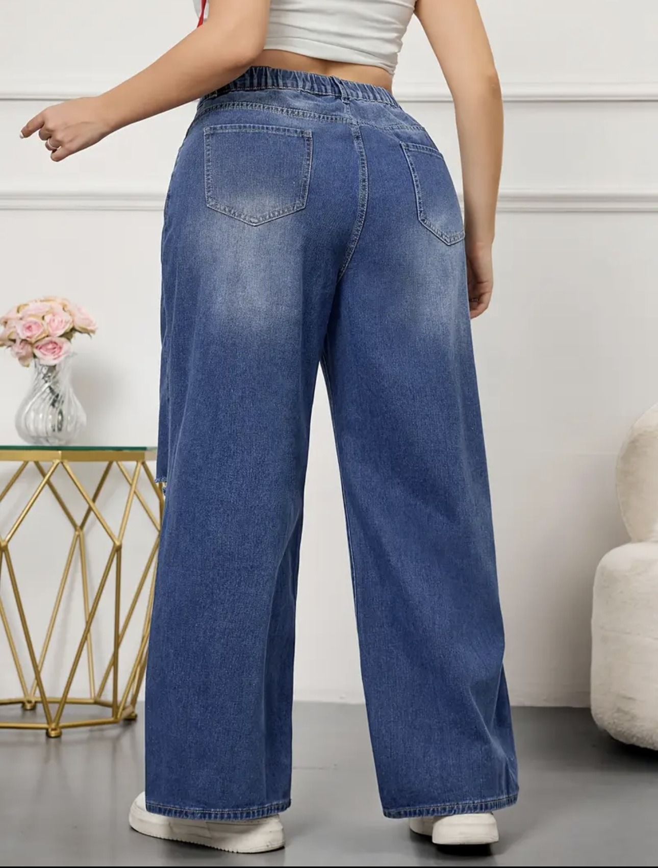 Street style essential – Ψηλόμεσο Plus Jean με σκίσιμο στο γόνατο - 2099
